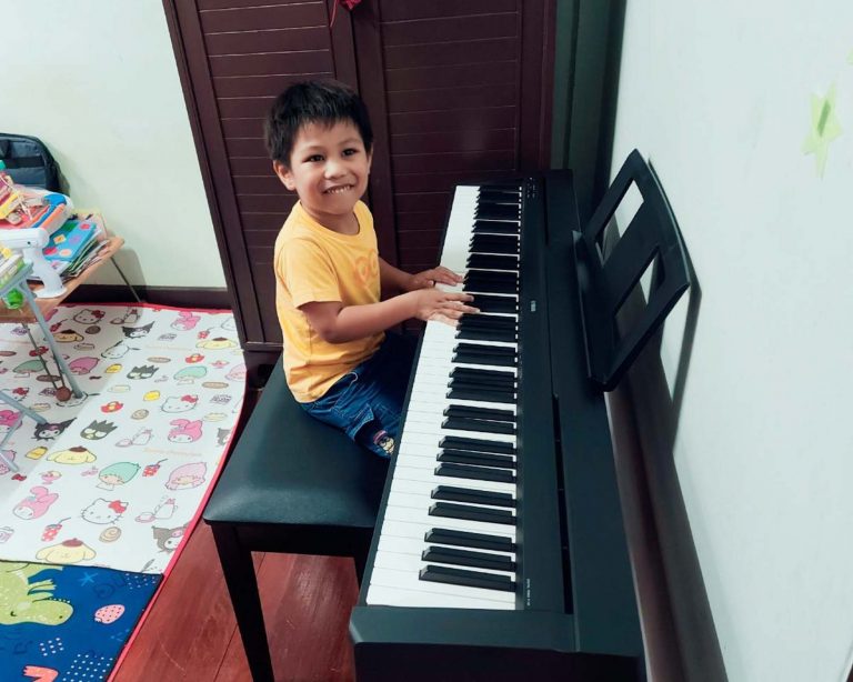 ลูกค้าที่ซื้อ Yamaha P-45 เปียโนไฟฟ้า