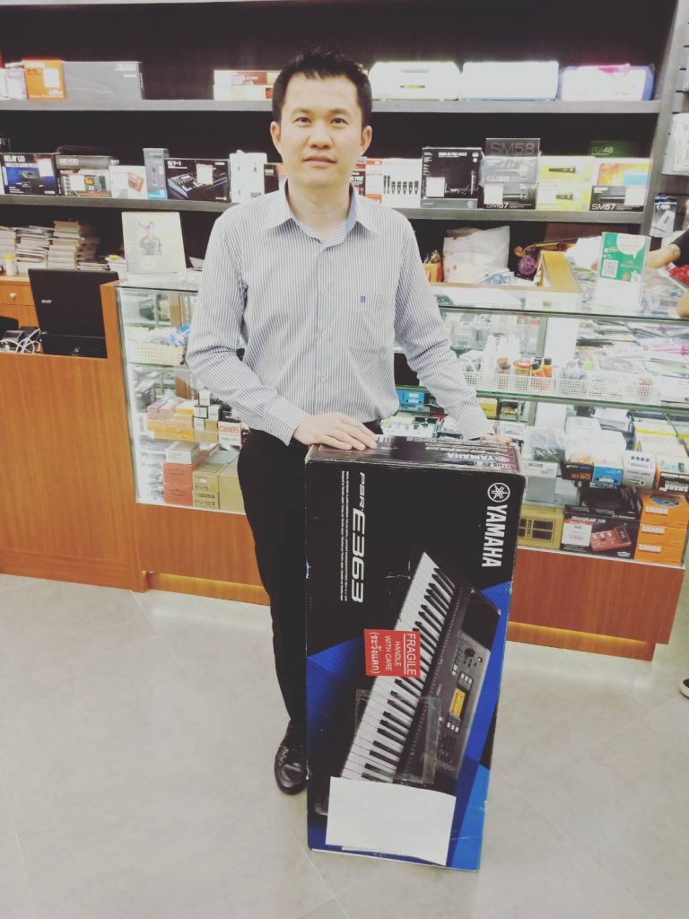 ลูกค้าที่ซื้อ Yamaha PSR-E363