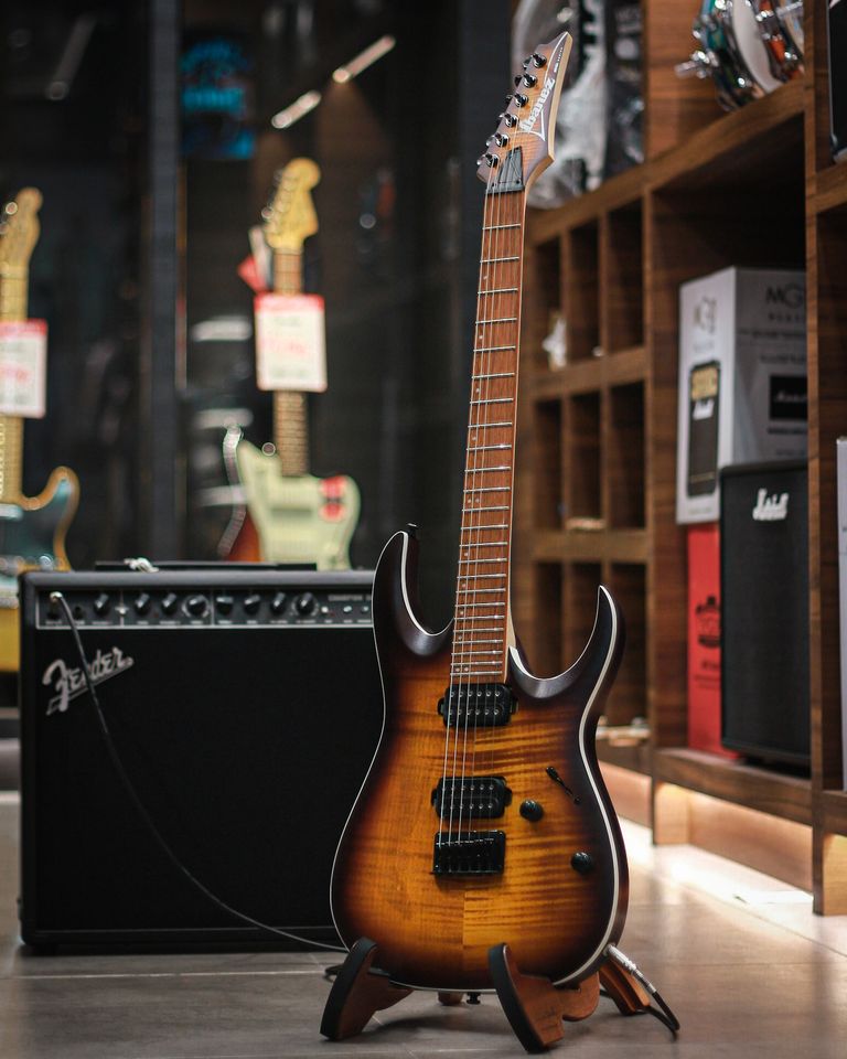 Showcase Ibanez RGA42FM กีตาร์ไฟฟ้า