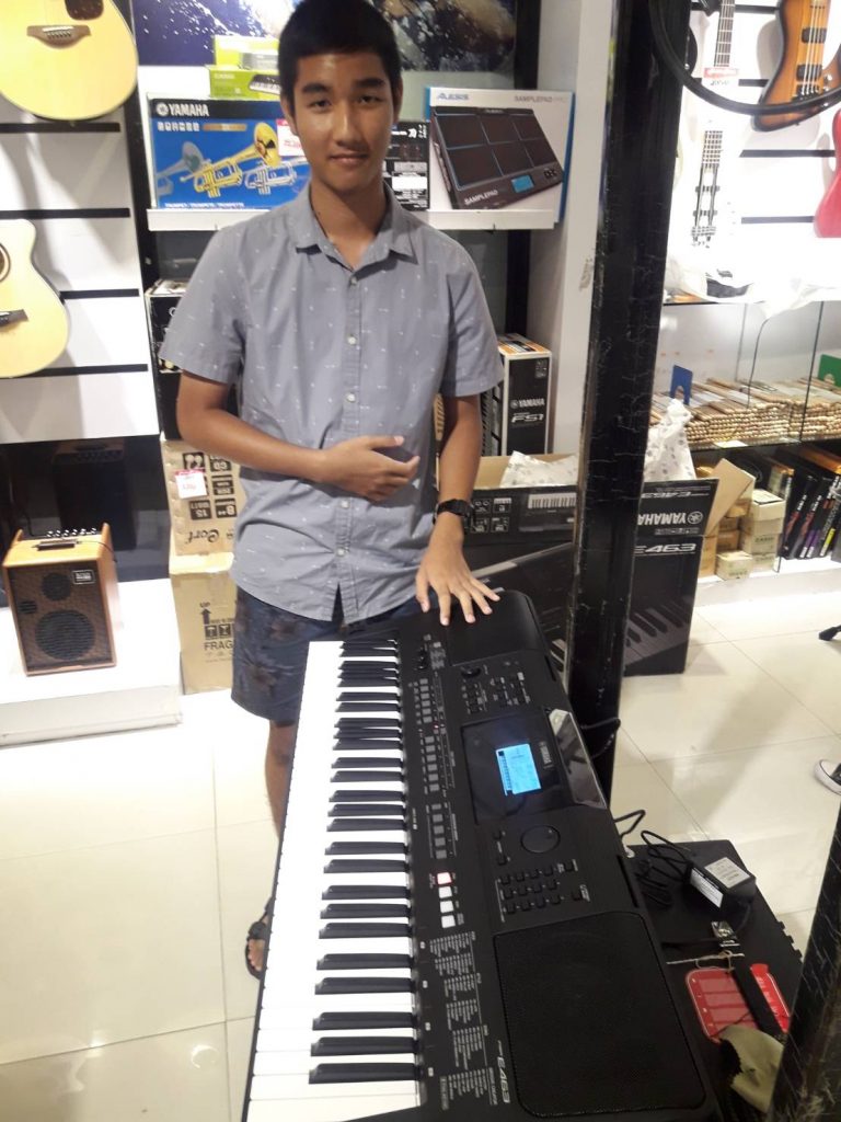 ลูกค้าที่ซื้อ Yamaha PSR-E463