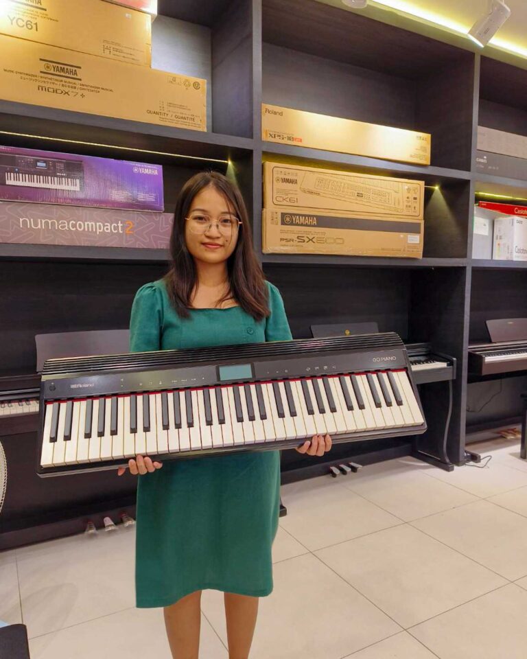 ลูกค้าที่ซื้อ Roland GO Piano 61P เปียโนไฟฟ้า