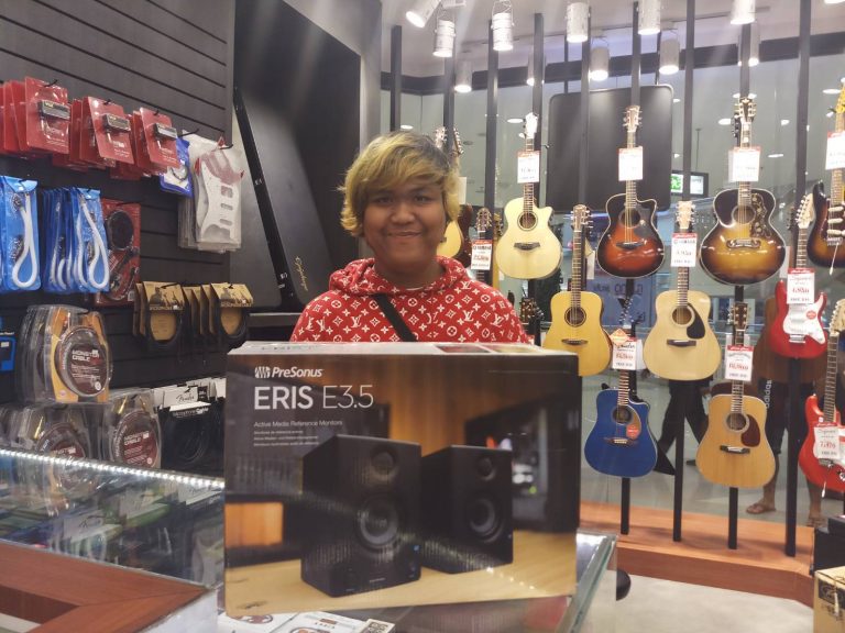 ลูกค้าที่ซื้อ PreSonus Eris E3.5 ลำโพงมอนิเตอร์