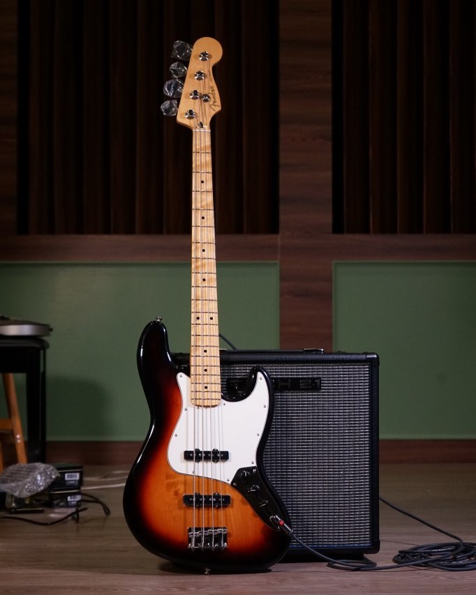 Showcase Fender Player Jazz Bass เบสไฟฟ้า