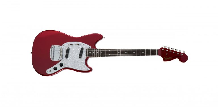 fender traditional 70s mustang