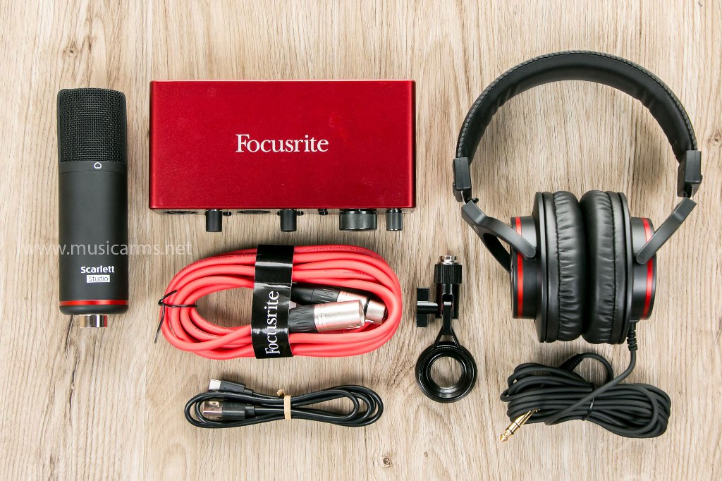 Focusrite Scarlett 2i2 Studio 3rd Gen Audio Interface | Music Arms  ศูนย์รวมเครื่องดนตรี ตั้งแต่เริ่มต้น ถึงมืออาชีพ | Music Arms