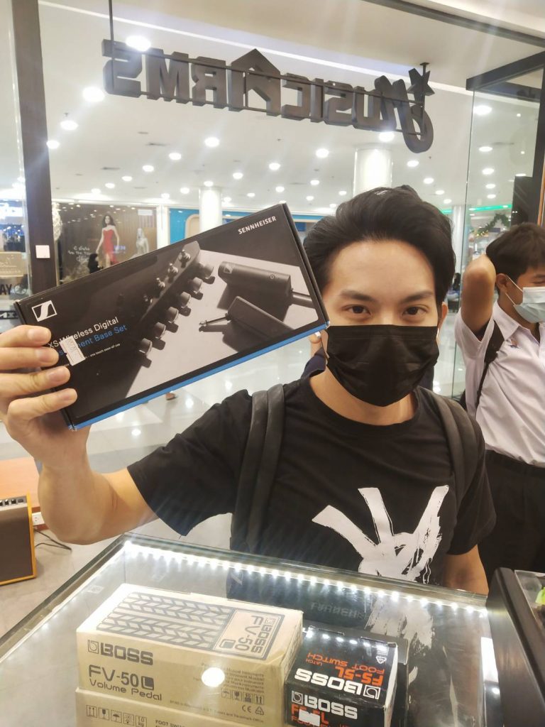 ลูกค้าที่ซื้อ Sennheiser XS Wireless Instrument Base Set ชุดไวเลสเครื่องดนตรี