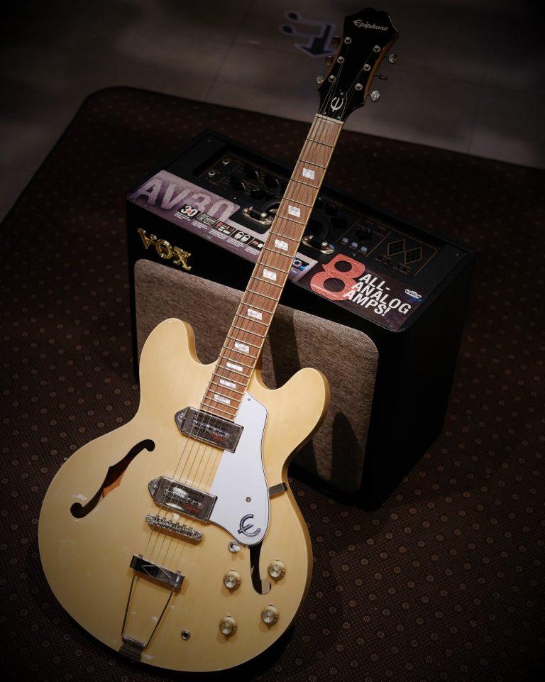 Showcase Epiphone Casino กีตาร์ไฟฟ้า