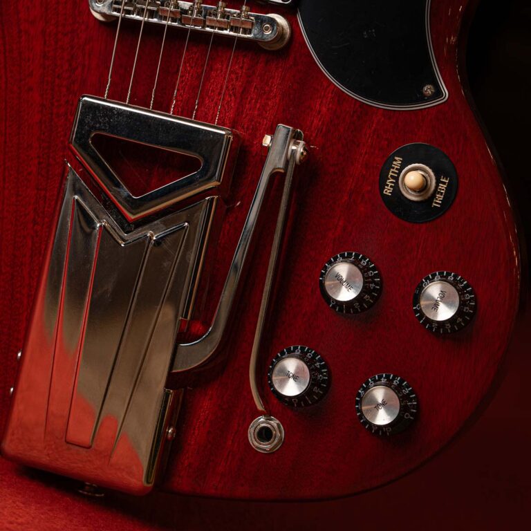 Gibson SG Standard 61 Maestro Vibrola กีตาร์ไฟฟ้า ขายราคาพิเศษ