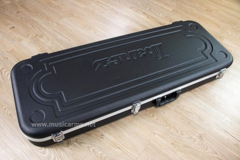 Ibanez AZ 2202 hardcase ขายราคาพิเศษ