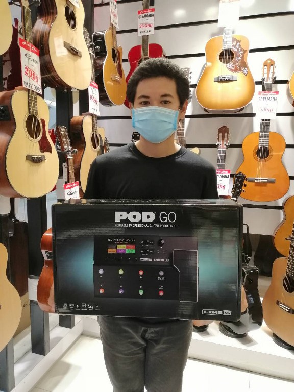 ลูกค้าที่ซื้อ Line 6 Pod Go มัลติเอฟเฟค