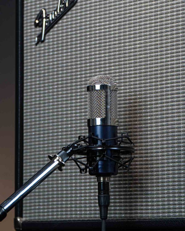 MXL R144 HE Ribbon Microphone full body ขายราคาพิเศษ