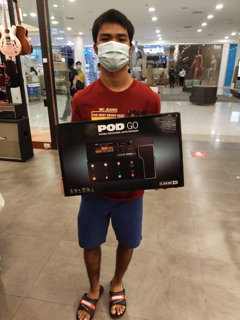 ลูกค้าที่ซื้อ Line 6 Pod Go มัลติเอฟเฟค