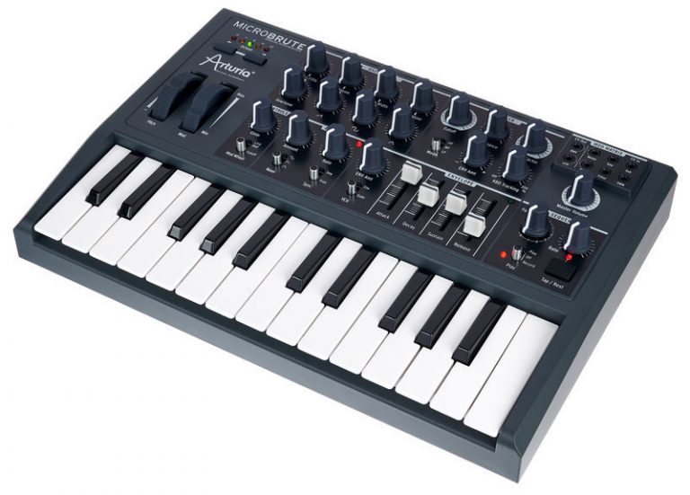 Arturia MicroBrute ขายราคาพิเศษ