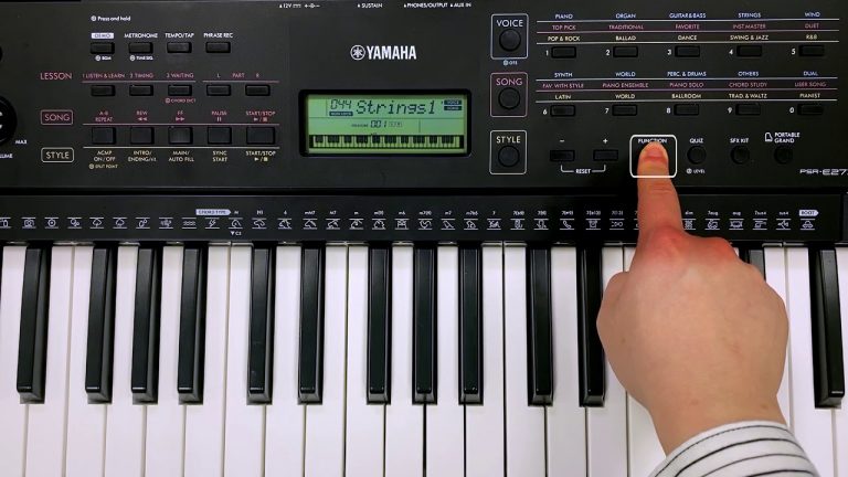 คีย์บอร์ด Yamaha PSR-E273 ขายราคาพิเศษ