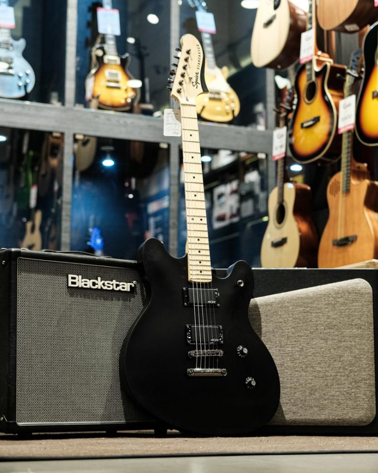 Showcase Squier Contemporary Active Starcaster กีตาร์ไฟฟ้า