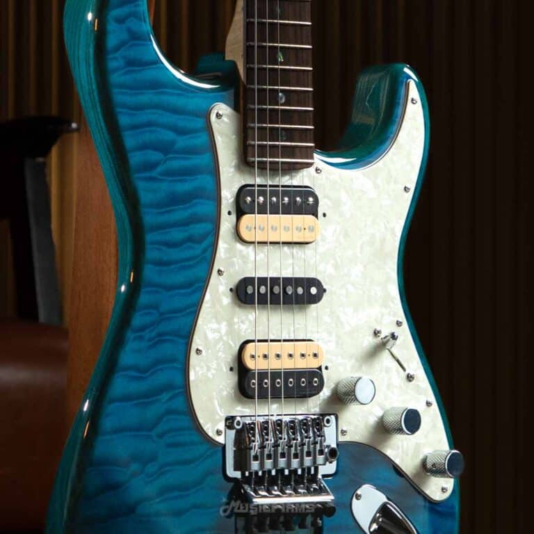 FENDER MICHIYA HARUHATA STRATOCASTER TRANS BLUE ขายราคาพิเศษ