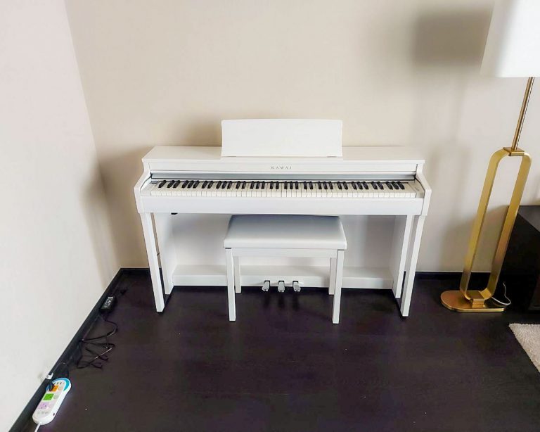 ลูกค้าที่ซื้อ Kawai Digital Piano รุ่น CN201 เปียโนไฟฟ้า