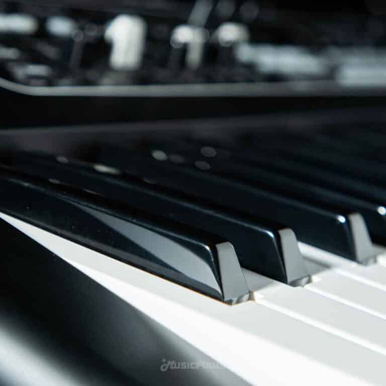 YAMAHA CK61 ขายราคาพิเศษ