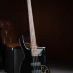 Cort C4 Deluxe Black ขายราคาพิเศษ