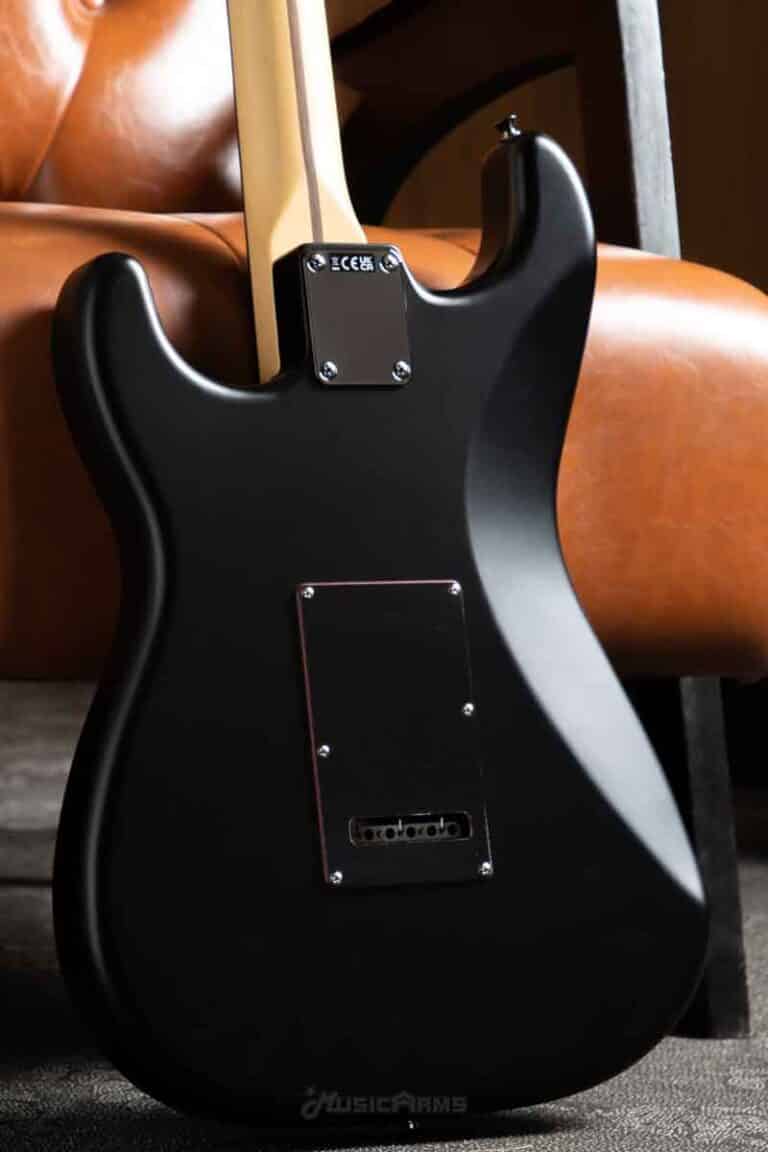 Fender Made in Japan Limited Hybrid II Stratocaster Noir ขายราคาพิเศษ