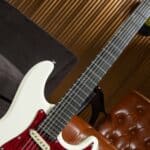 Schecter MV-6 Olympic White ขายราคาพิเศษ