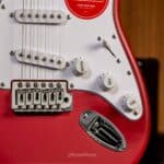 Squier Debut Stratocaster Red ขายราคาพิเศษ