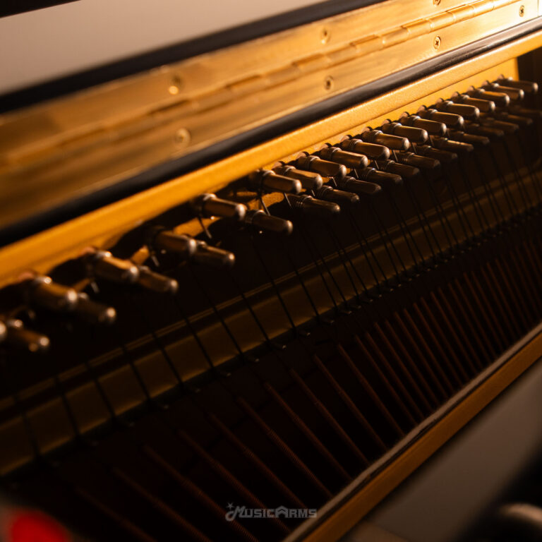 Yamaha Upright UX3 ขายราคาพิเศษ